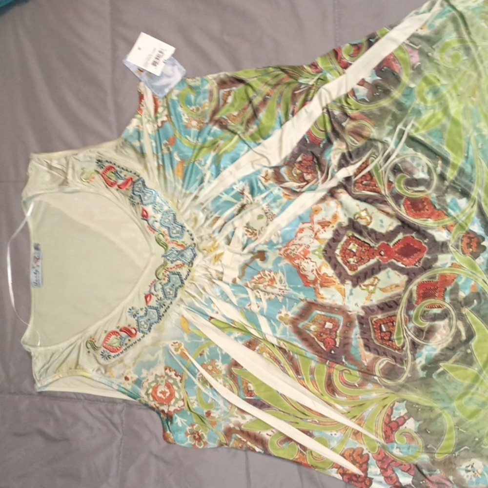 Women's blouse size XL